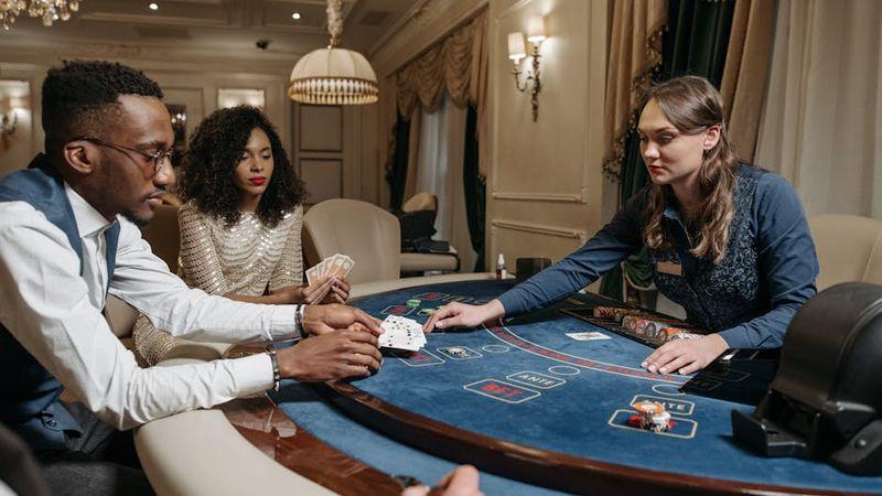 Các trò chơi hấp dẫn tại sảnh Live Dealer được cung cấp